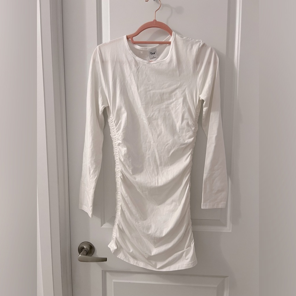 Like new long sleeve TNA cotton rousched dress